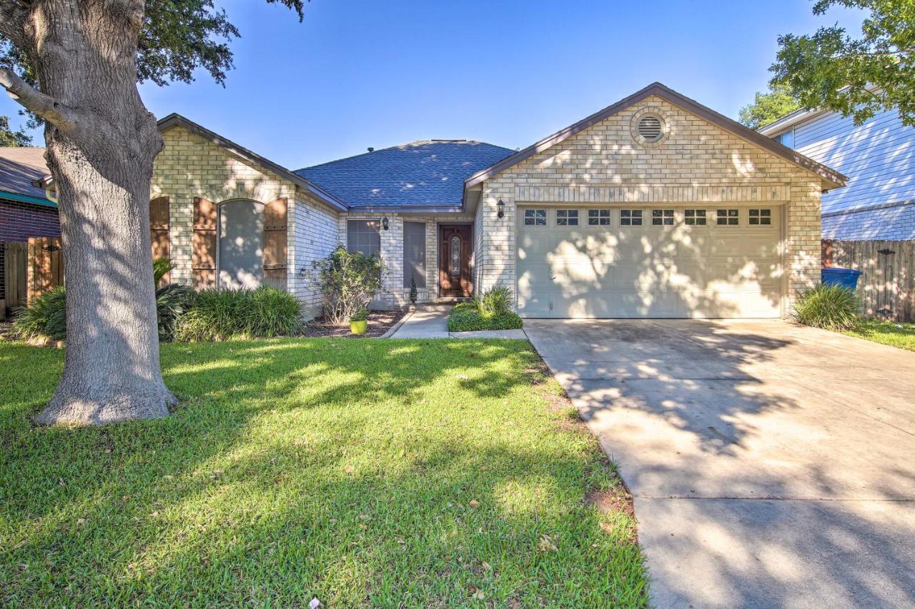 Peaceful San Antonio Oasis With Private Pool And Grill Βίλα Εξωτερικό φωτογραφία